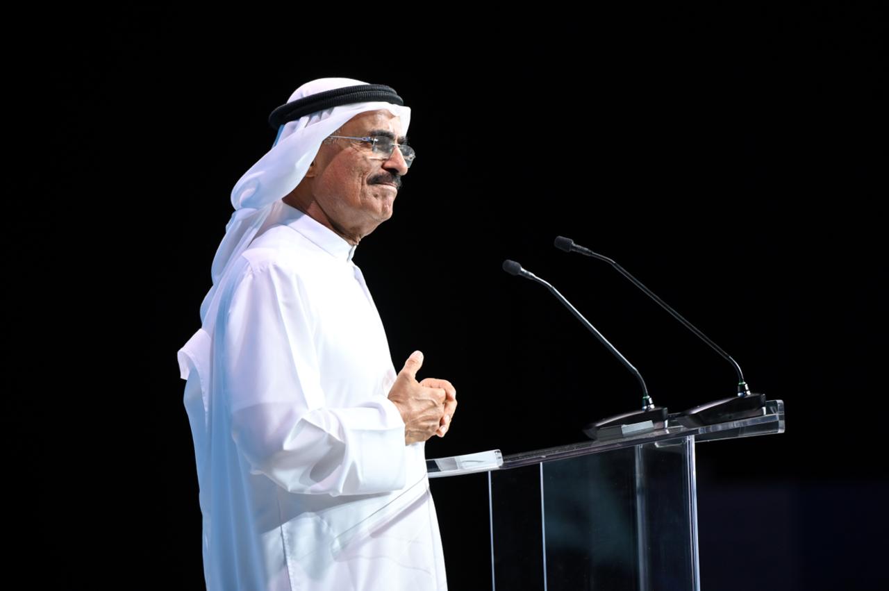 الحصار المزدوج.. والعالم بين الرعب والترقب